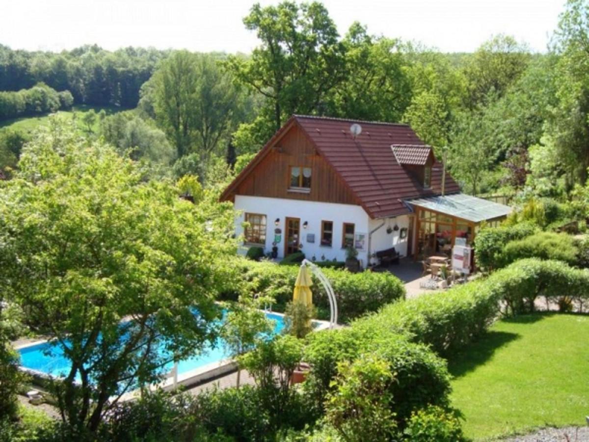 Spacious Apartment In The Green Bruchttal Bredenborn Exteriör bild