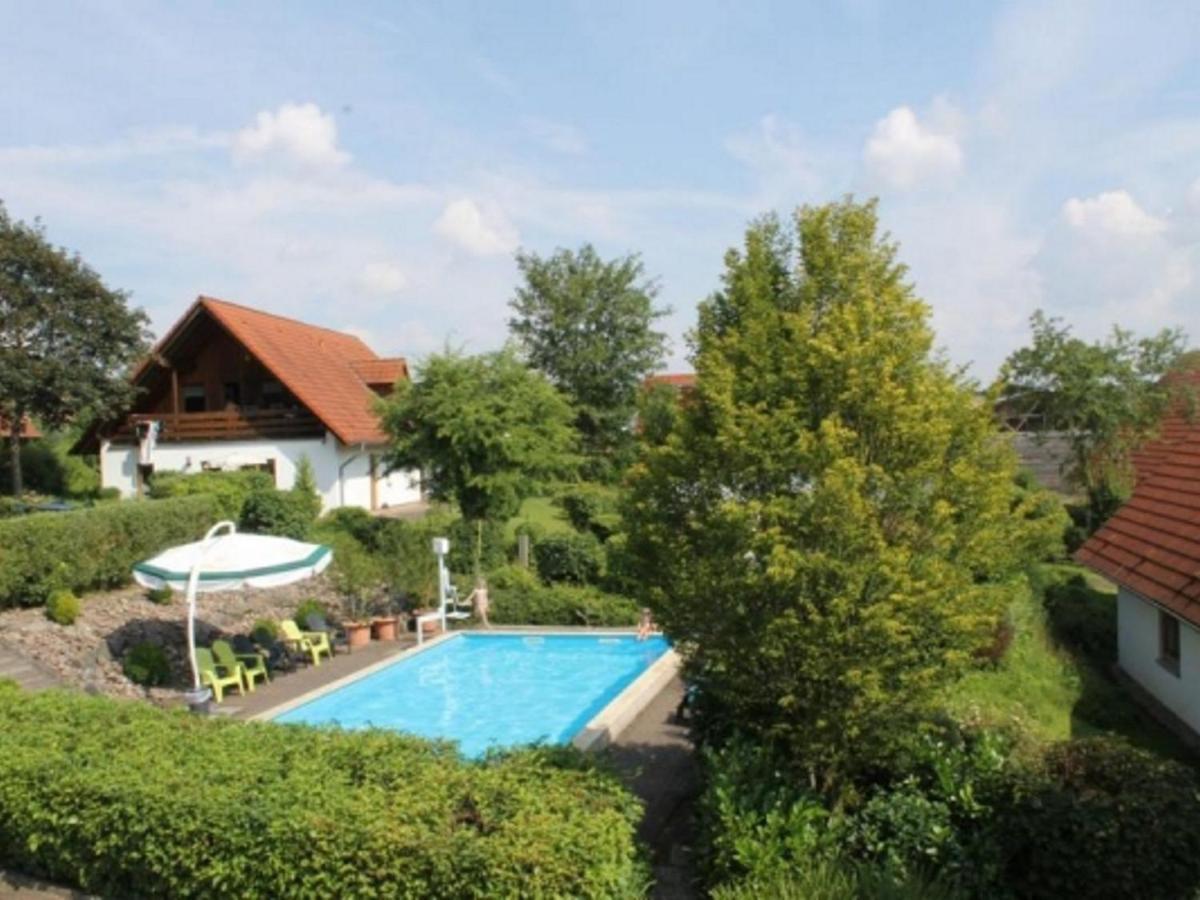 Spacious Apartment In The Green Bruchttal Bredenborn Exteriör bild